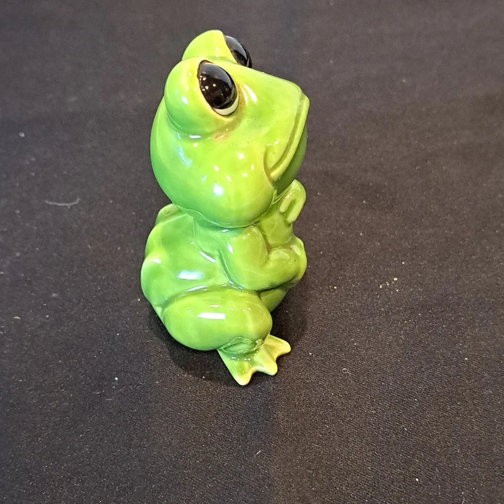 Vtg Anthropomorphic Ceramic Frog Figurine. Grn Glaze. 1970's Japan - Picture 3 of 5